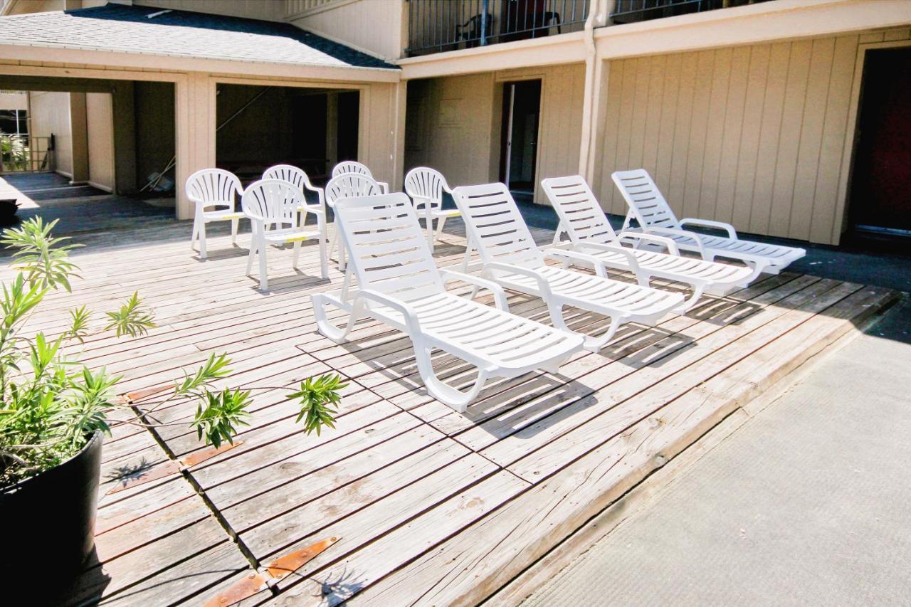 South Seas Ocean Front Hotel Миртъл Бийч Екстериор снимка